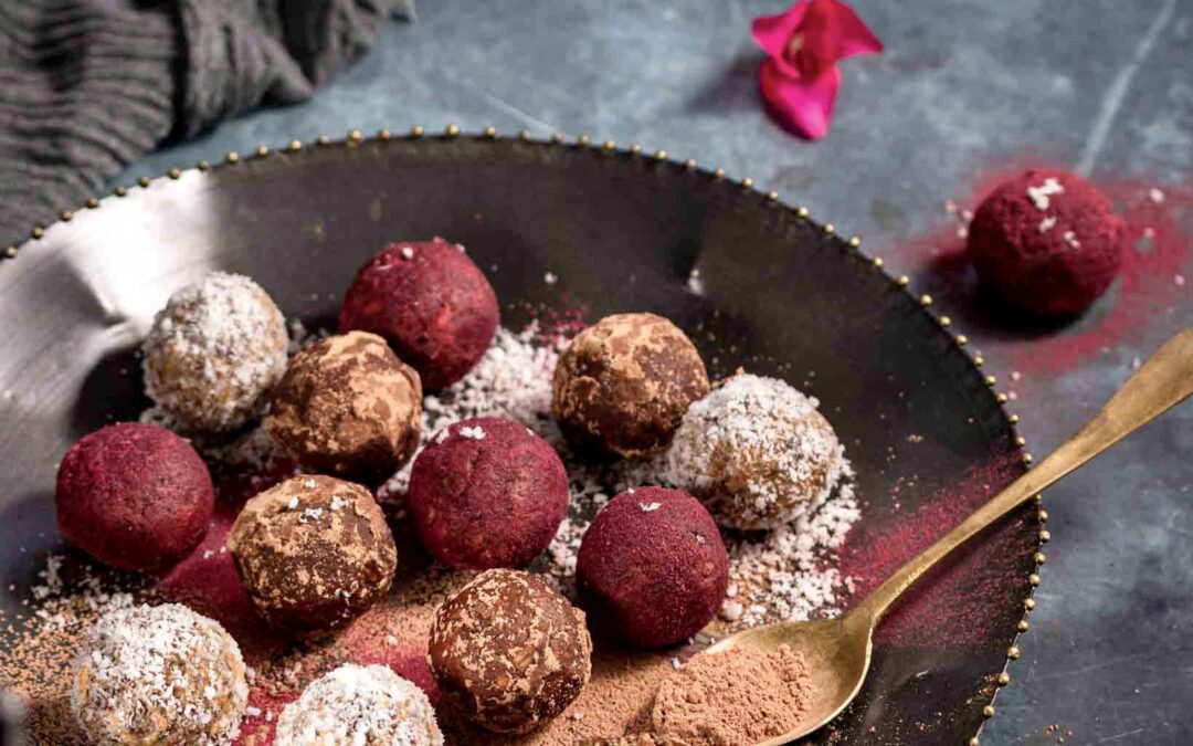 Chocolate & Peanut Butter Bliss Balls