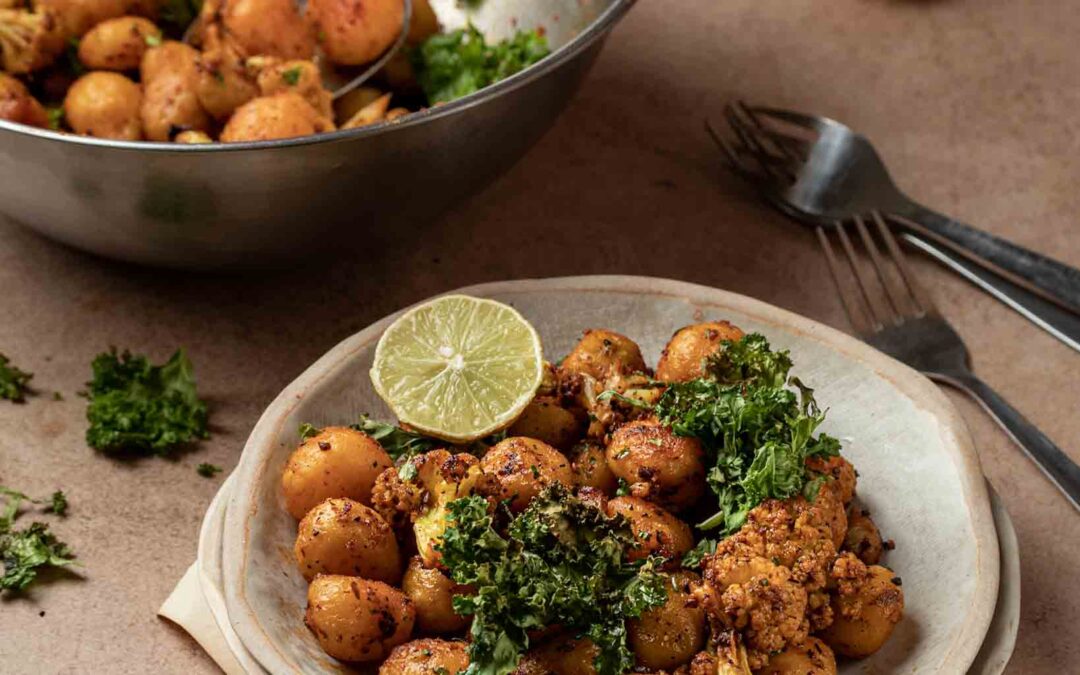 Roasted Potatoes Cauliflower & Kale