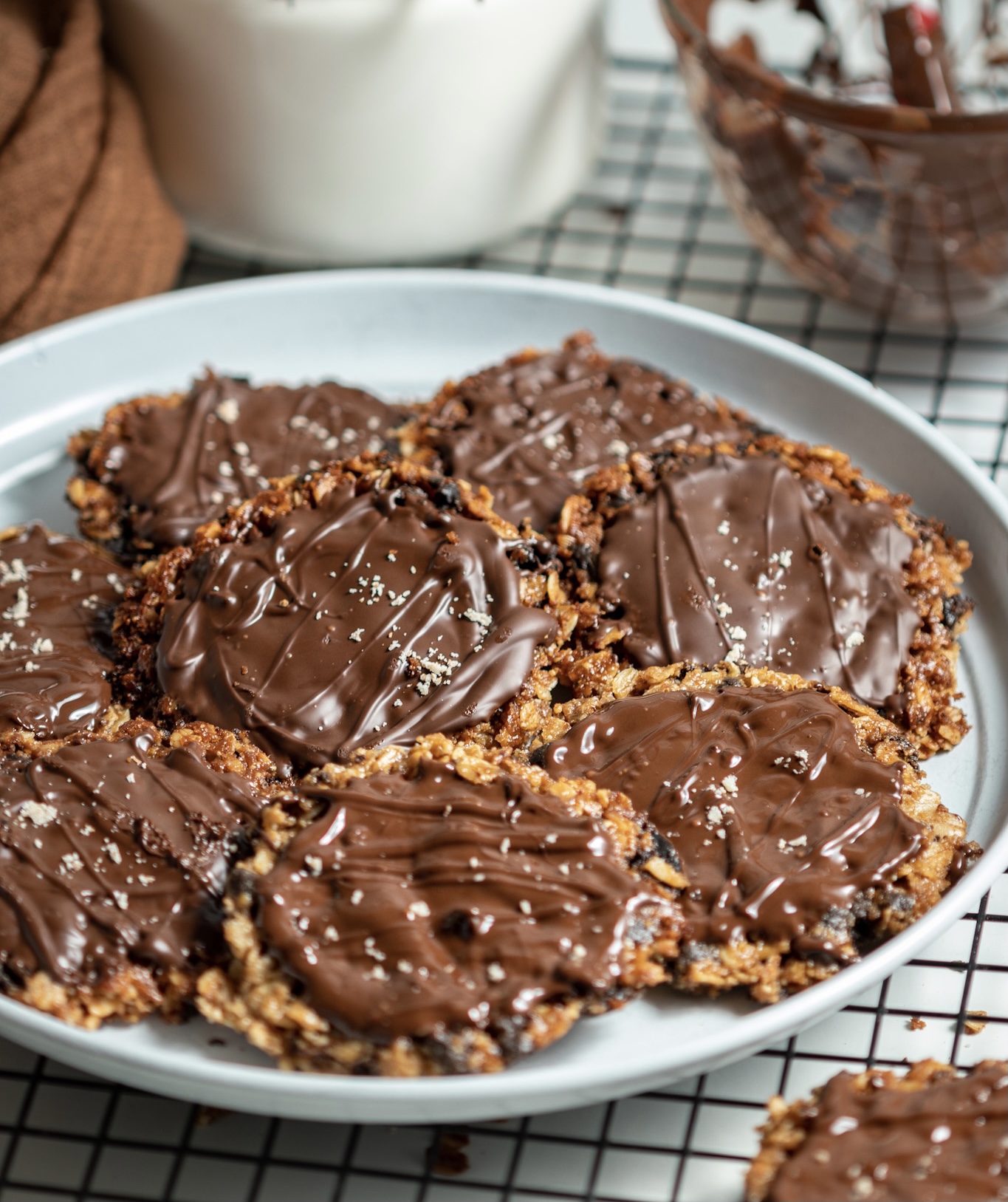 Oats and Chocolate Hobnobs
