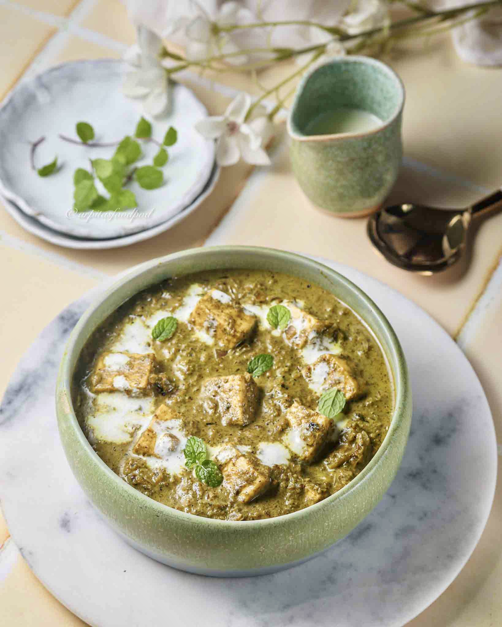 Paneer In Mint &amp; Coriander Curry - ArpitasFoodPod