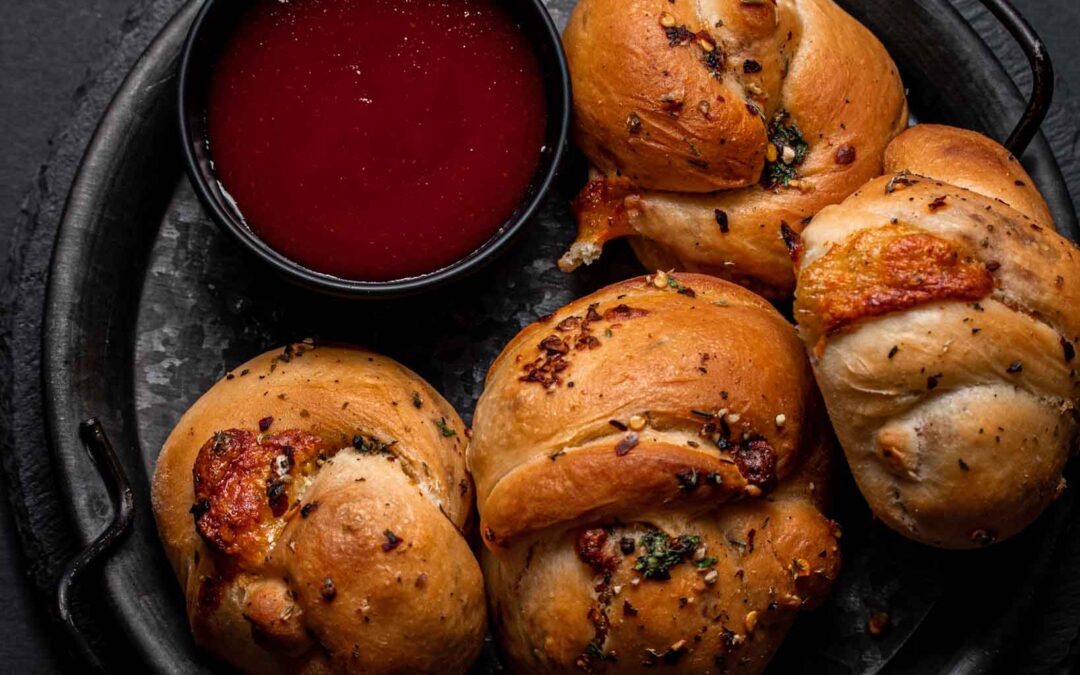 Garlic & Cheese Bread Knots